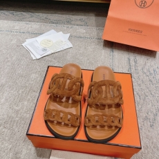 Hermes Slippers